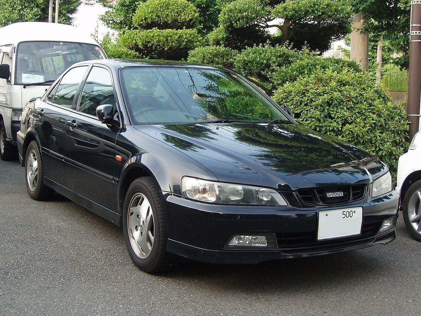 Isuzu Aska 4 generation