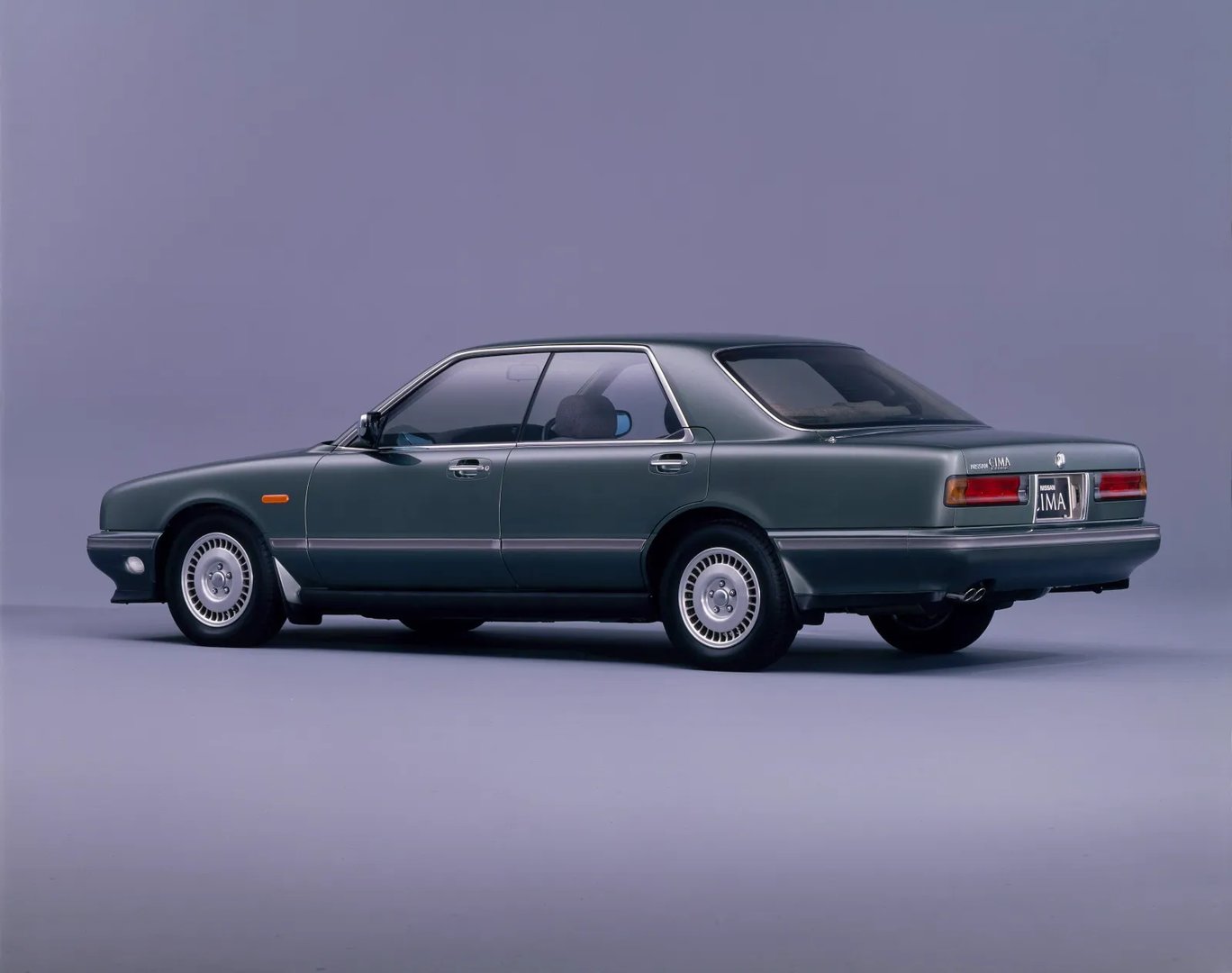 Nissan_Cima_1_generation__Sedan_Hardtop__1.jpg