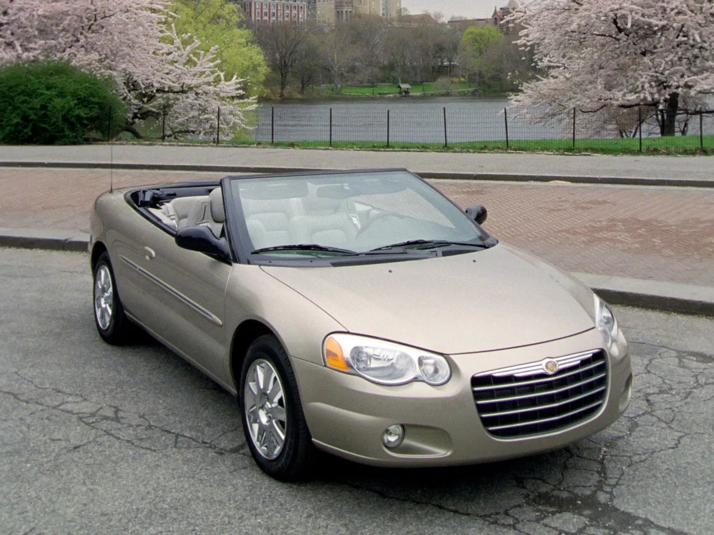 Chrysler Sebring 2 generation, restyling  Cabrio