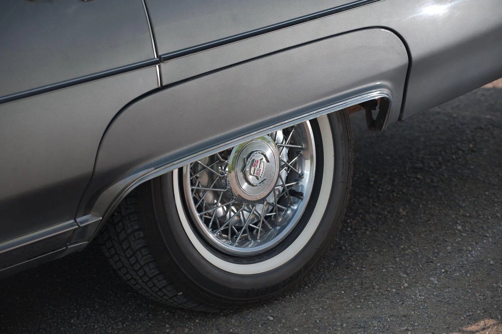 Cadillac_Sixty_Special_10_generation__Sedan__8.jpg