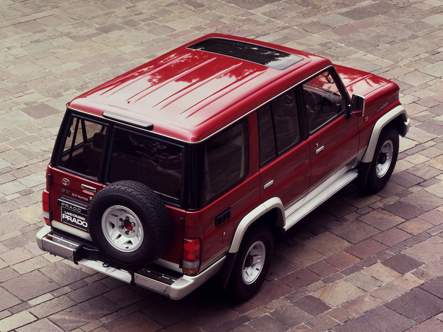 Toyota_Land_Cruiser_1_generation__SUV_5-doors__1.jpg