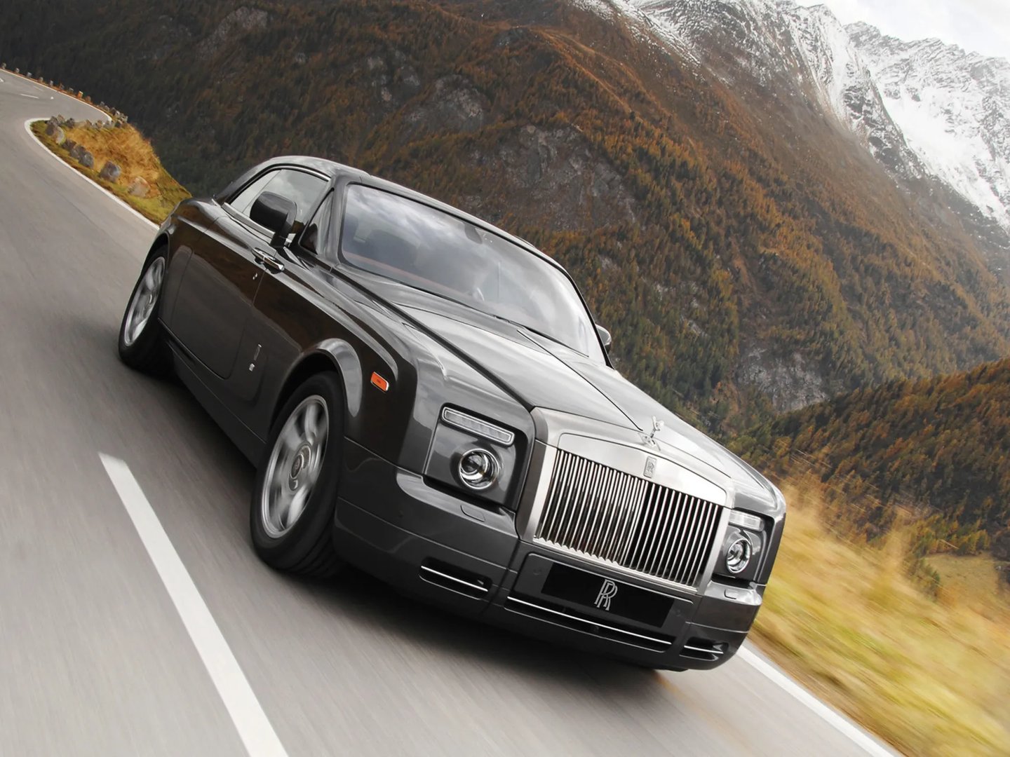 Rolls-Royce_Phantom_7_generation__Coupe__3.jpg