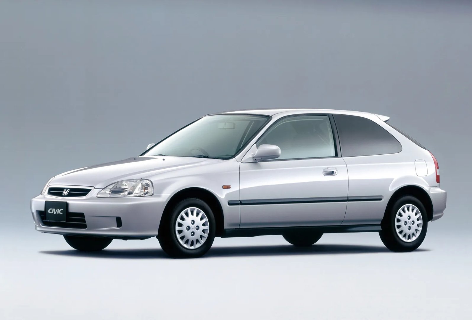 Honda_Civic_6_generation_restyling__Hatchback_3-door__2.jpg