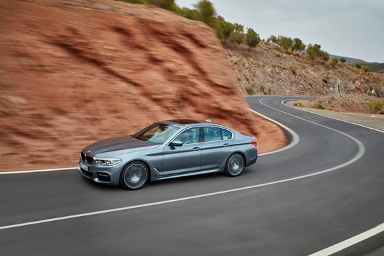 BMW_5_series_7_generation__Sedan__3.jpg