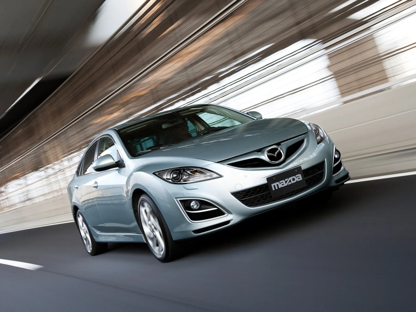 Mazda_6_2_generation_restyling__Liftback__10.jpg