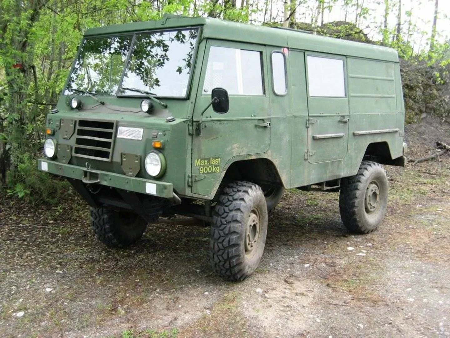 Volvo_Laplander_1_generation__SUV_3-doors__6.jpg