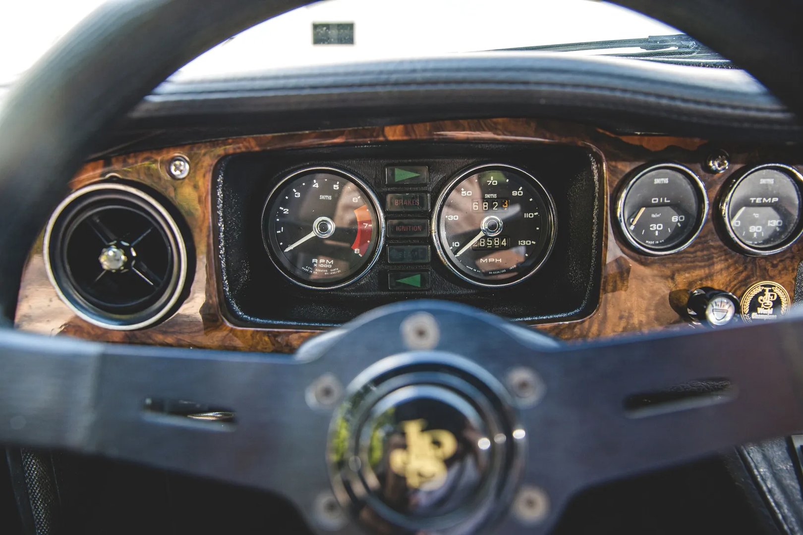 Lotus_Europa_1_generation__Coupe__11.jpg