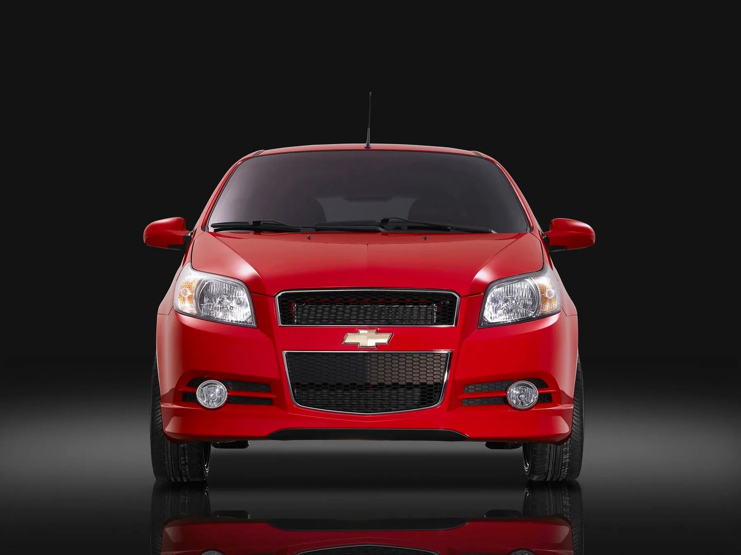 Chevrolet_Aveo_1_generation_restyling__Hatchback_5-door__4.jpg