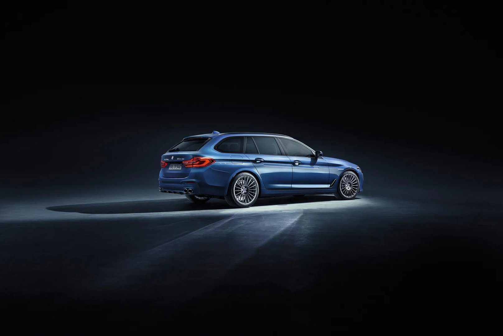 Alpina_B5_3_generation__Estate_5-door__6.jpg