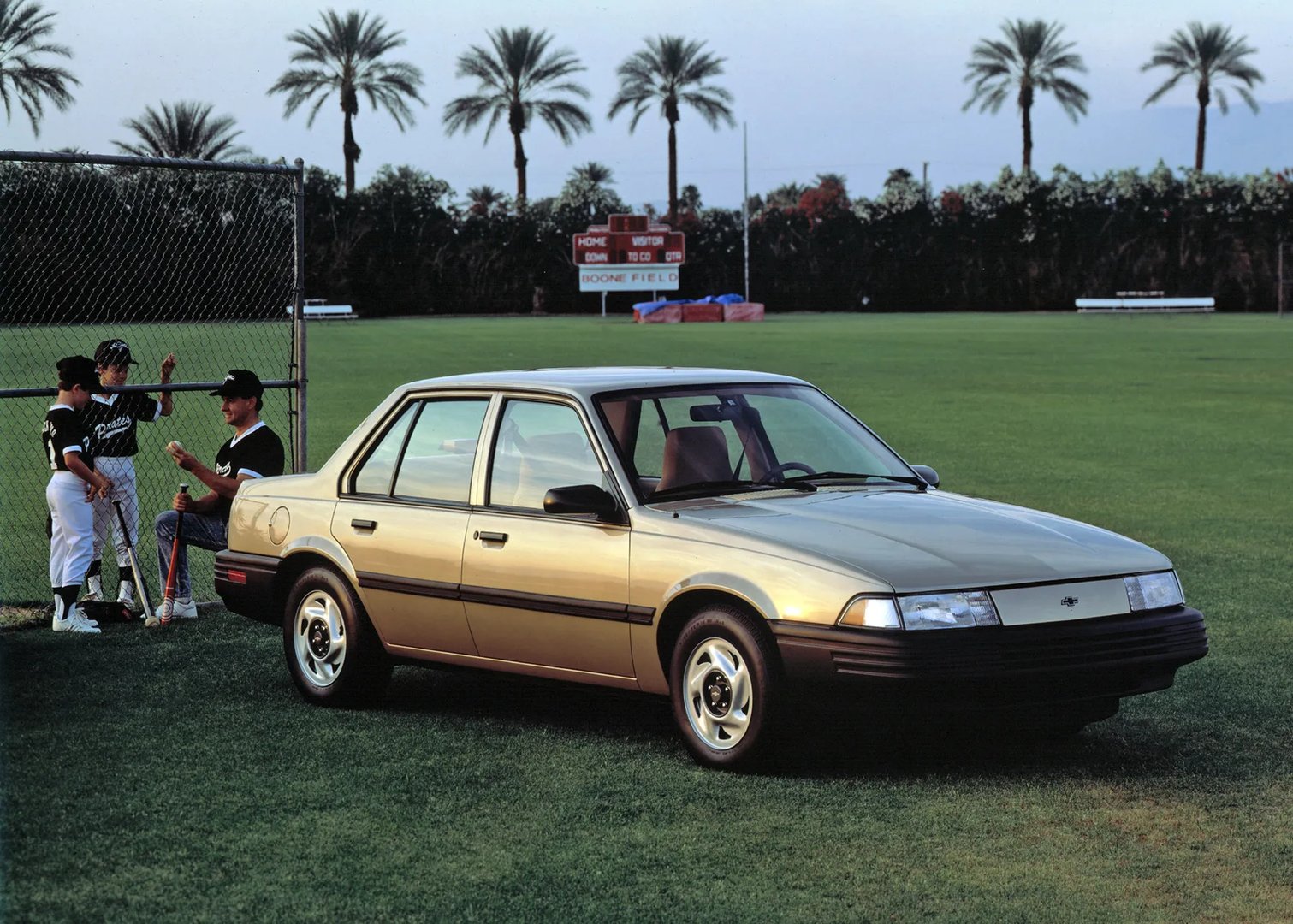 Chevrolet Cavalier 2 generation  Sedan