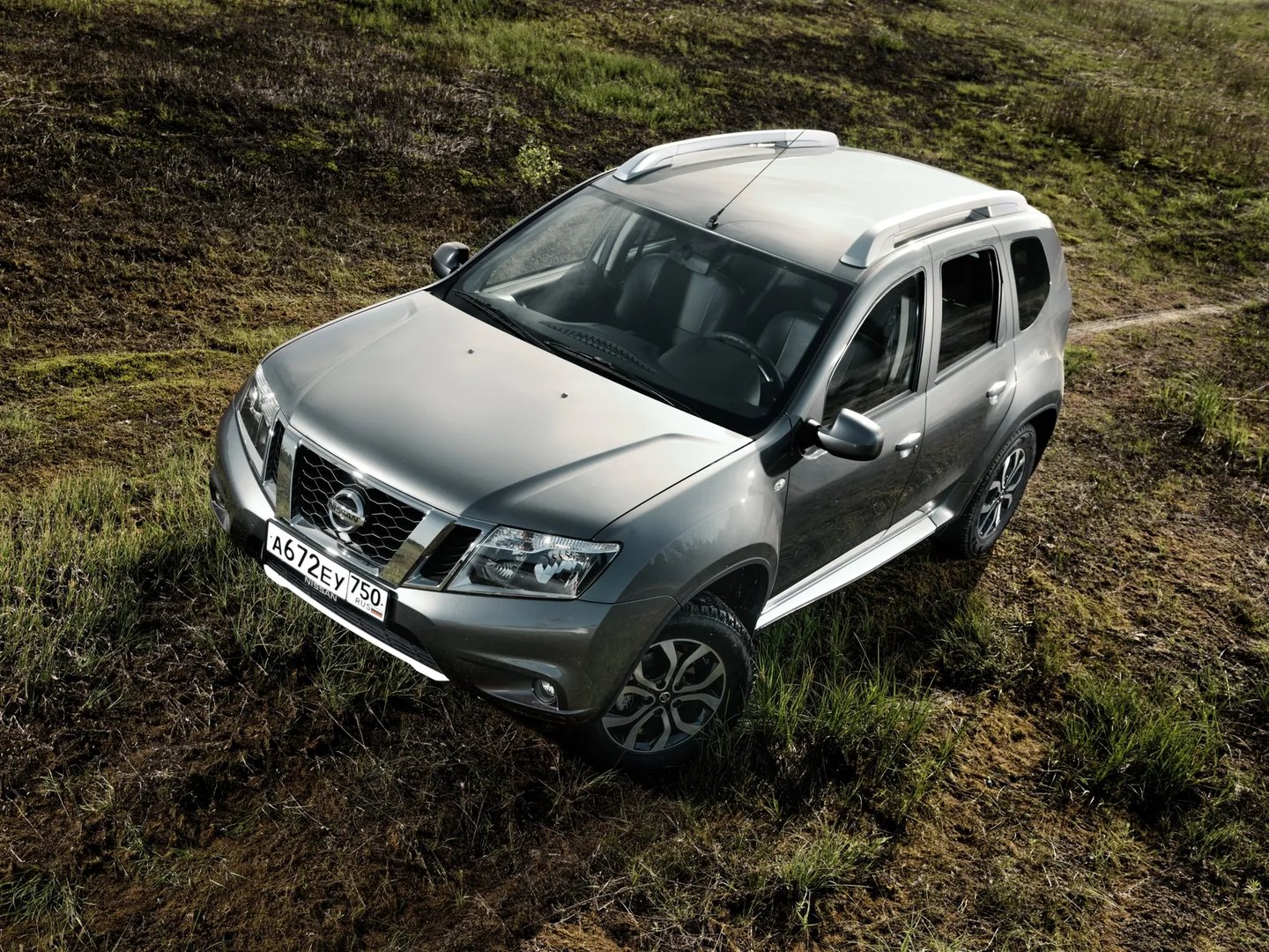 Nissan_Terrano_3_generation__SUV_5-doors__5.jpg
