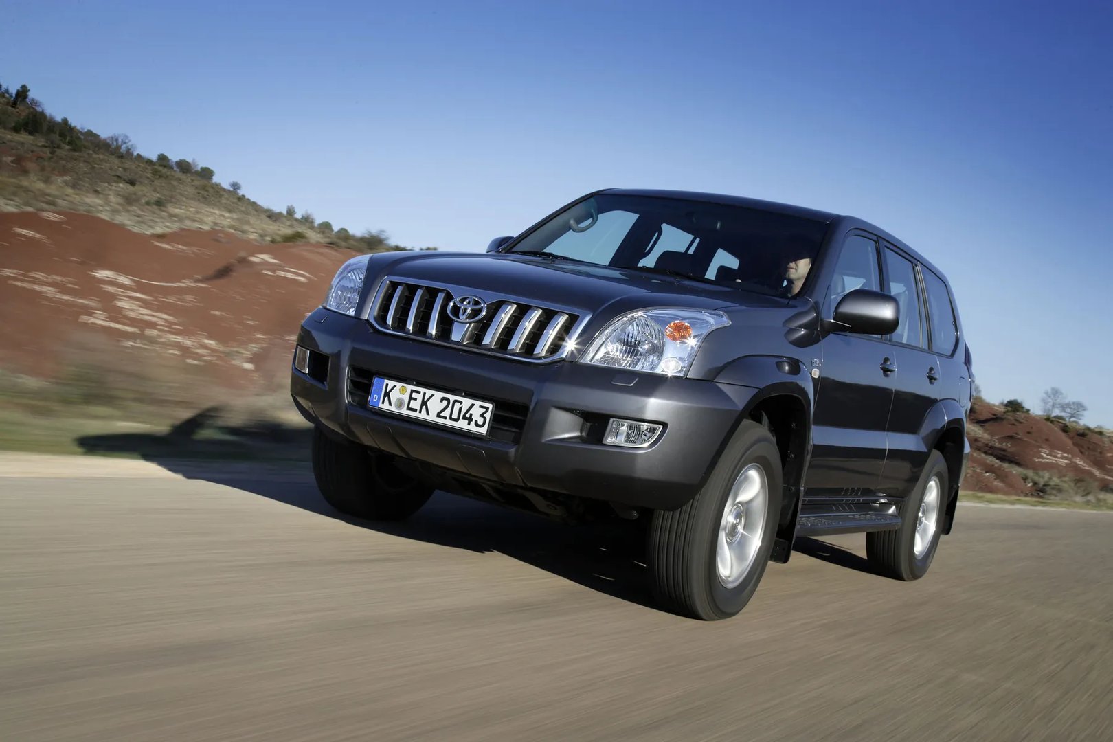 Toyota_Land_Cruiser_3_generation_restyling__SUV_5-doors__6.jpg
