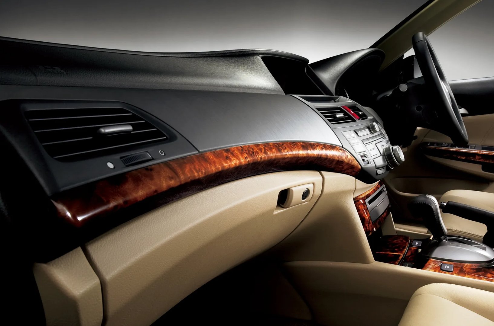 Honda_Inspire_5_generation__Sedan__7.jpg