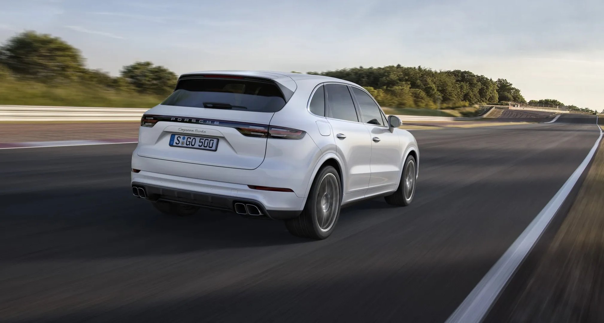 Porsche_Cayenne_3_generation__SUV_5-doors__11.jpg