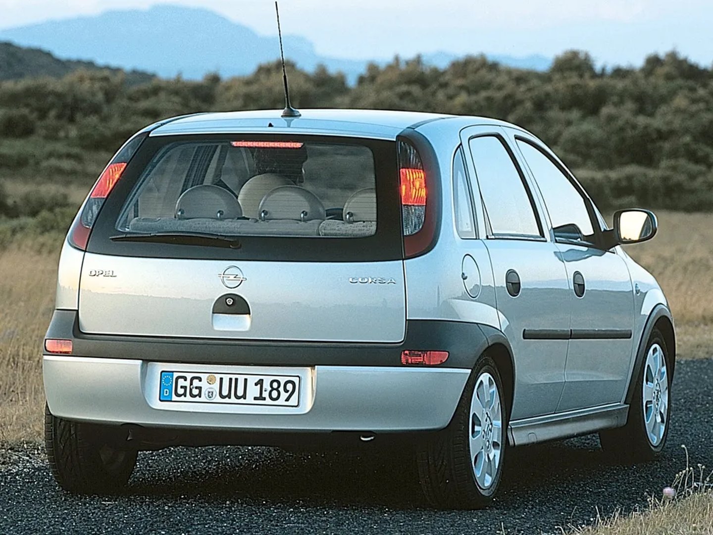 Opel_Corsa_3_generation__Mini_5-doors__12.jpg