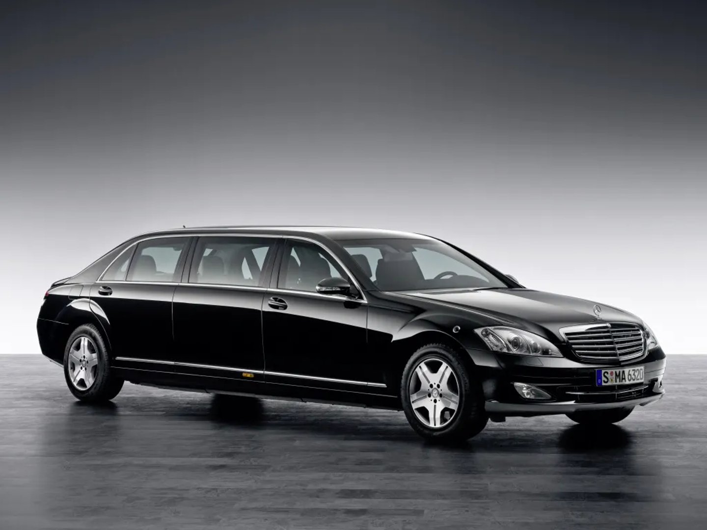 VV221  Limousine