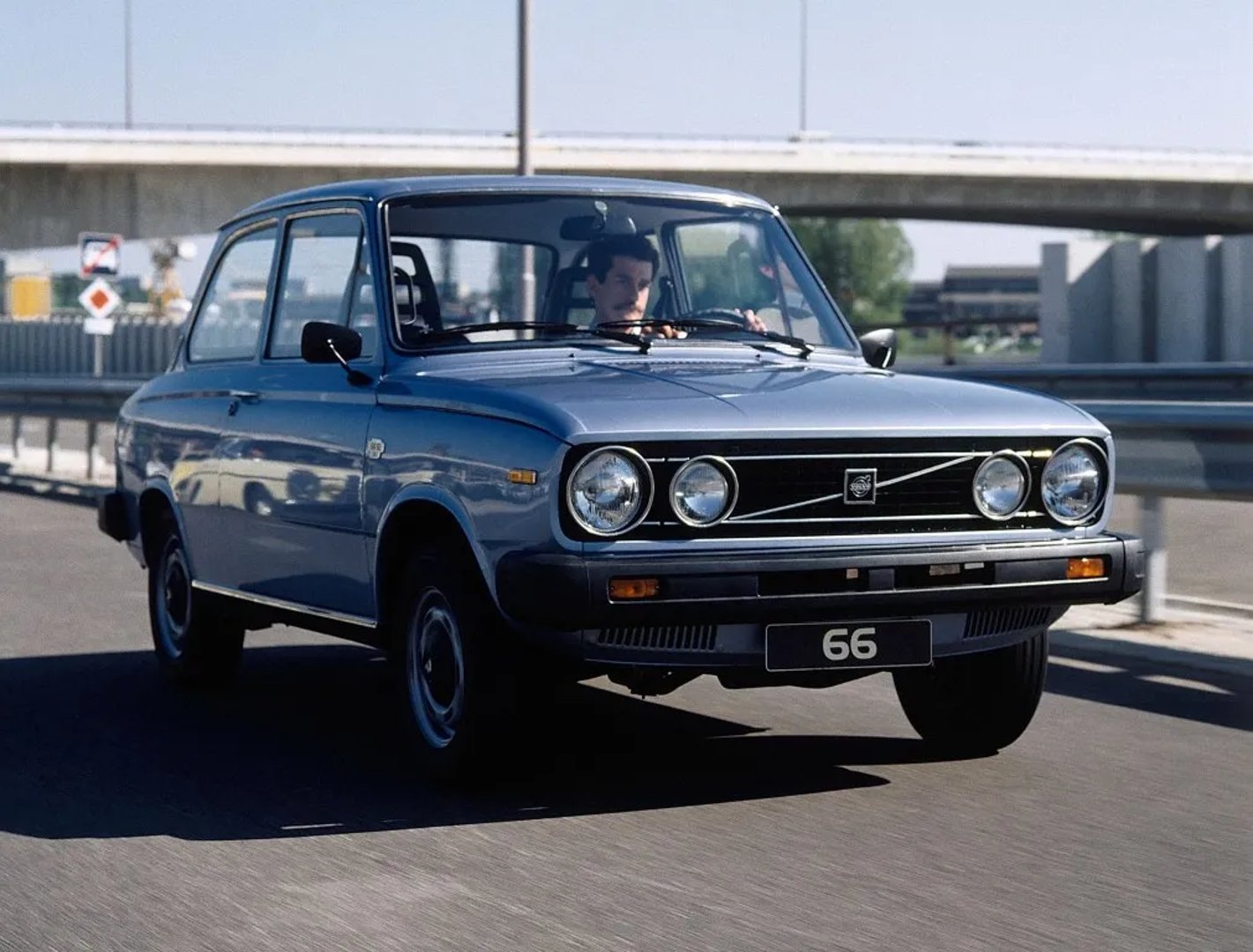 Volvo 66 1 generation  Sedan 2-doors