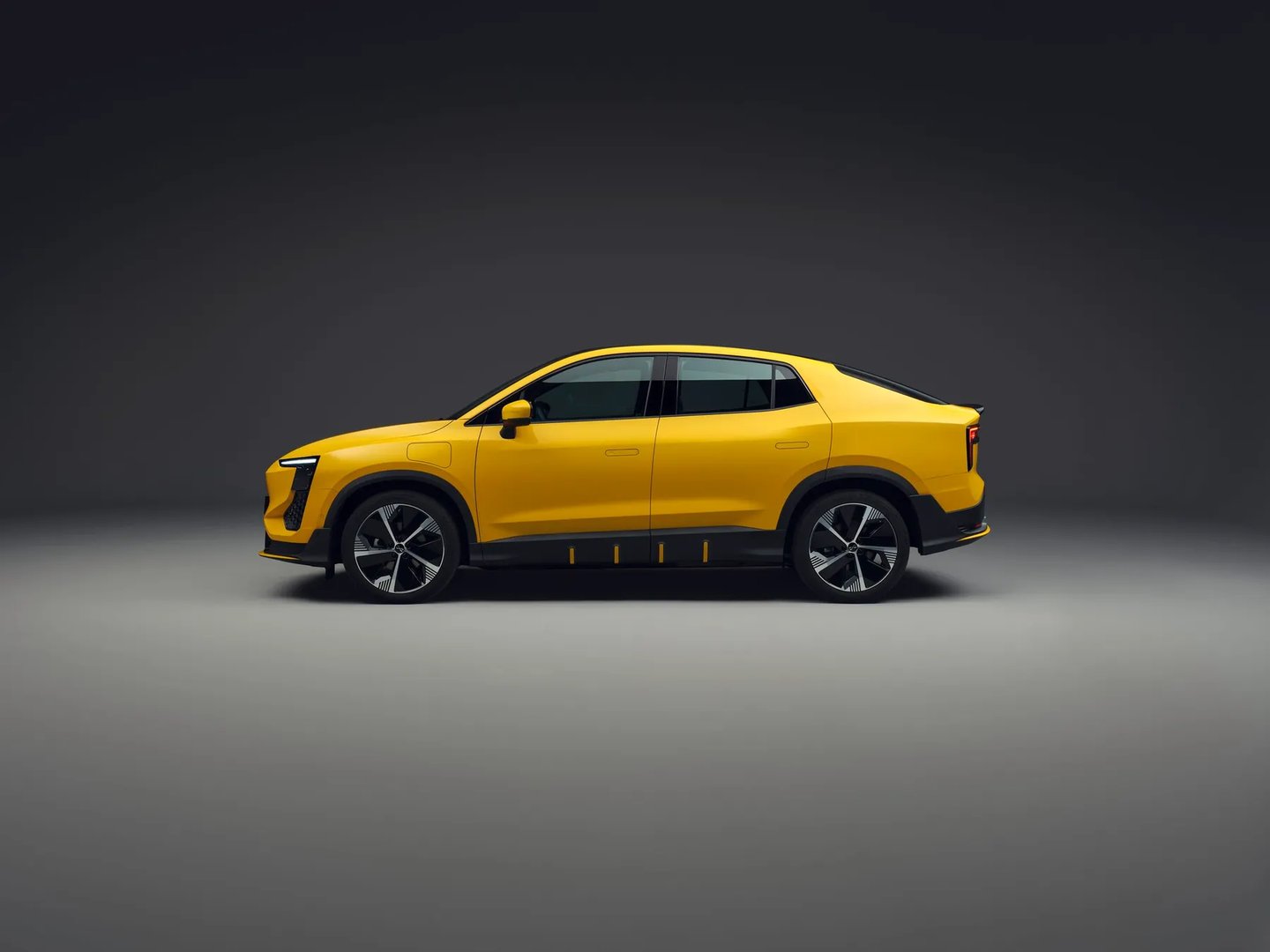 aiways_U6_1_generation__SUV_5-doors__7.jpg