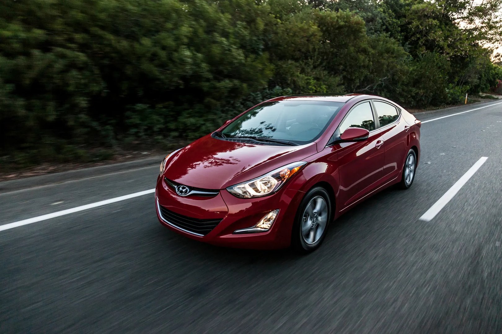 Hyundai_Elantra_5_generation_restyling__Sedan__6.jpg
