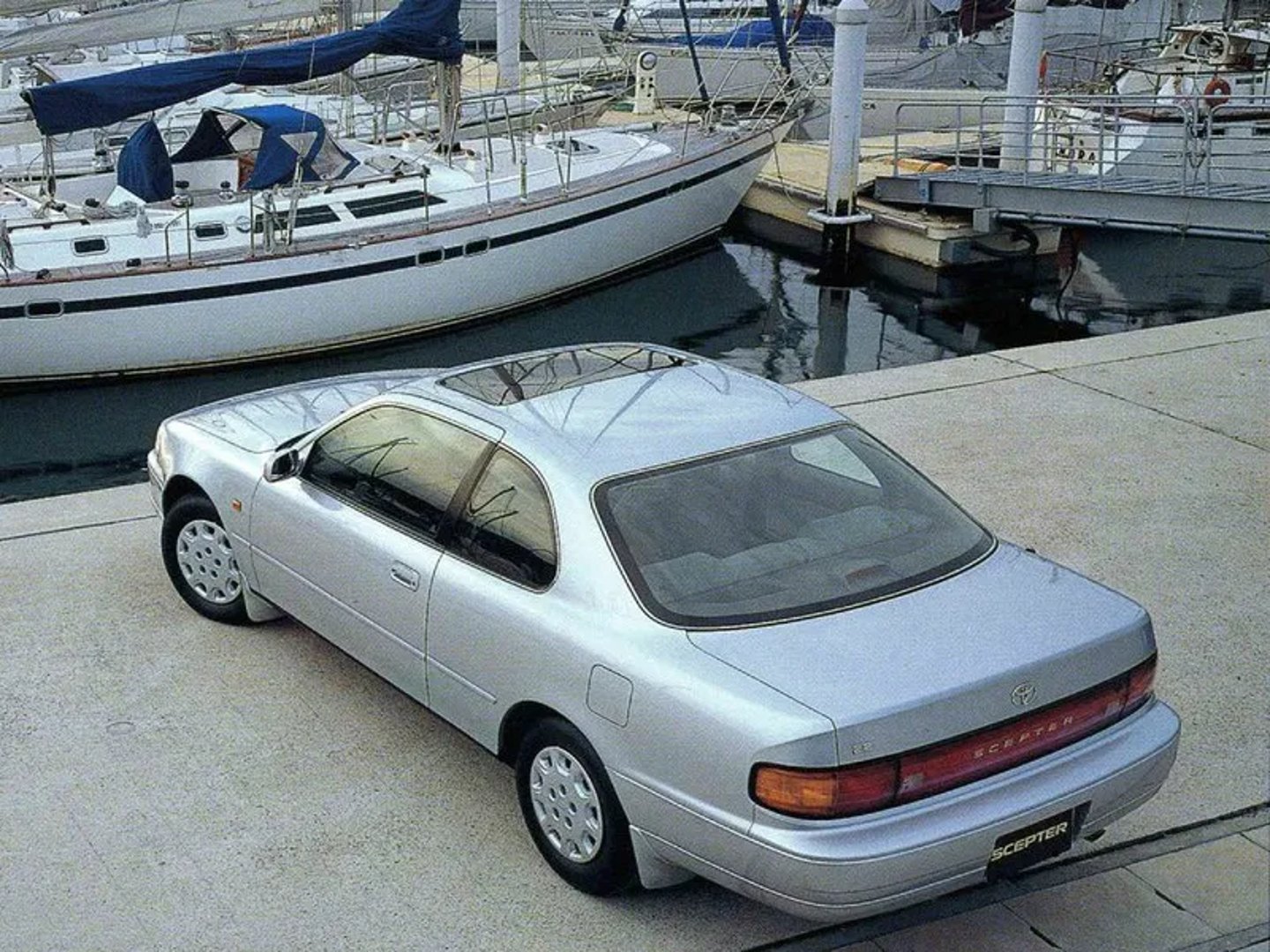 Toyota_Scepter_1_generation__Coupe__1.jpg