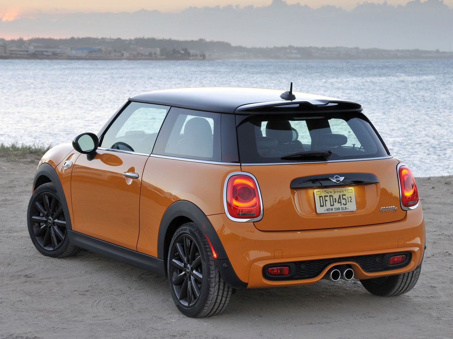 mini_Cooper_3_generation__Mini_3-doors__12.jpg