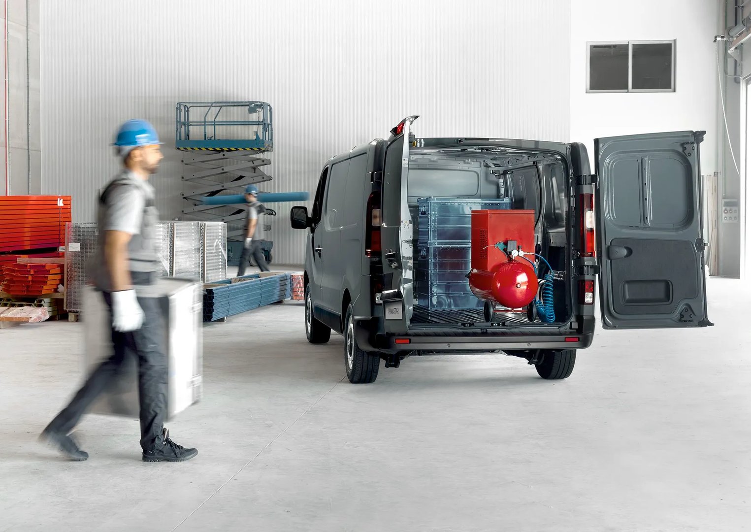 Nissan_Primastar_2_generation__Van__12.jpg