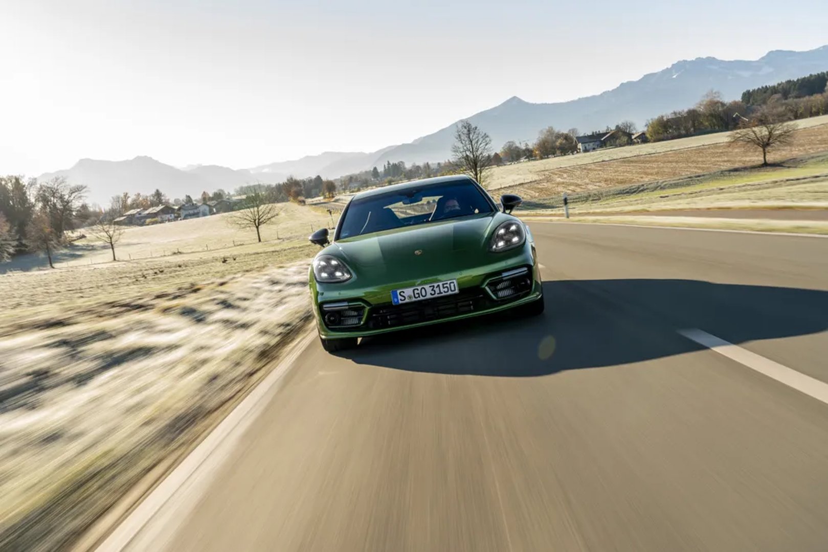 Porsche_Panamera_2_generation__Liftback__13.jpg
