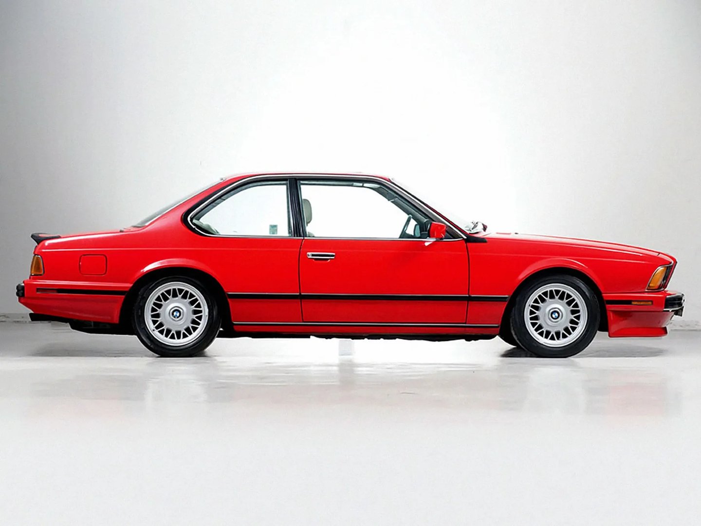 BMW_M6_1_generation__Coupe__2.jpg