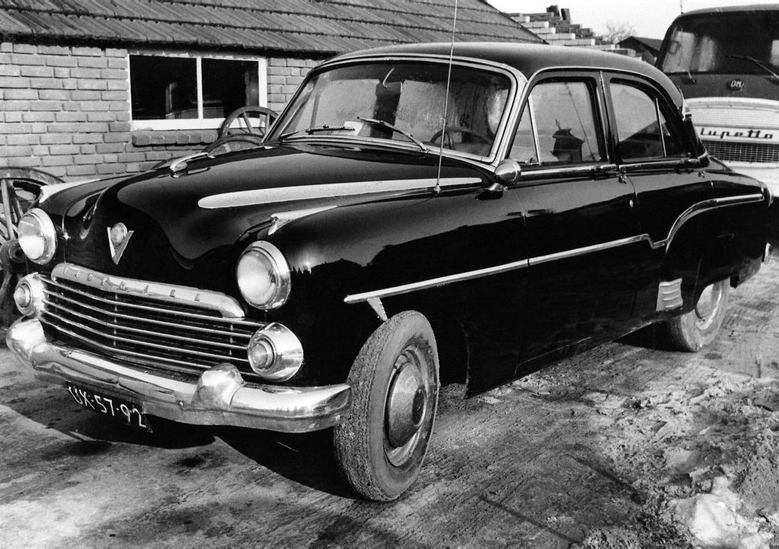 vauxhall_Velox_2_generation__Sedan__7.jpg