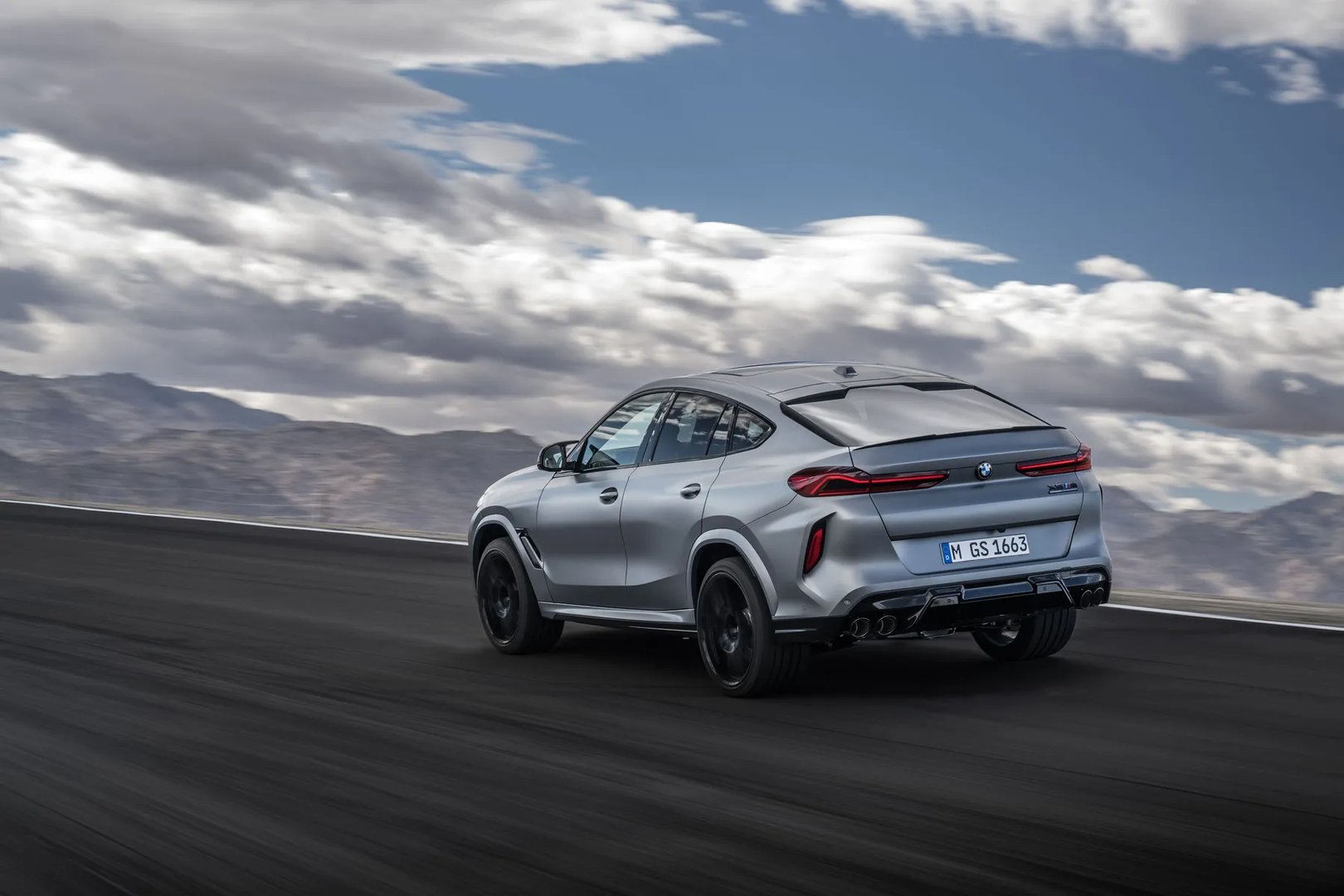 BMW_X6_M_3_generation_restyling_1__SUV_5-doors__13.jpg