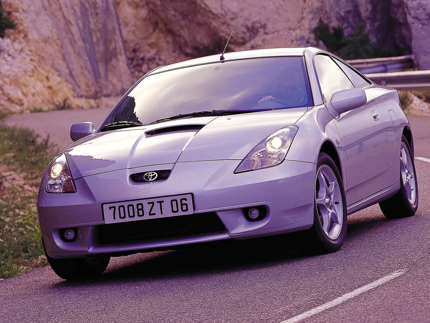 Toyota_Celica_7_generation__Hatchback_3-door__4.jpg