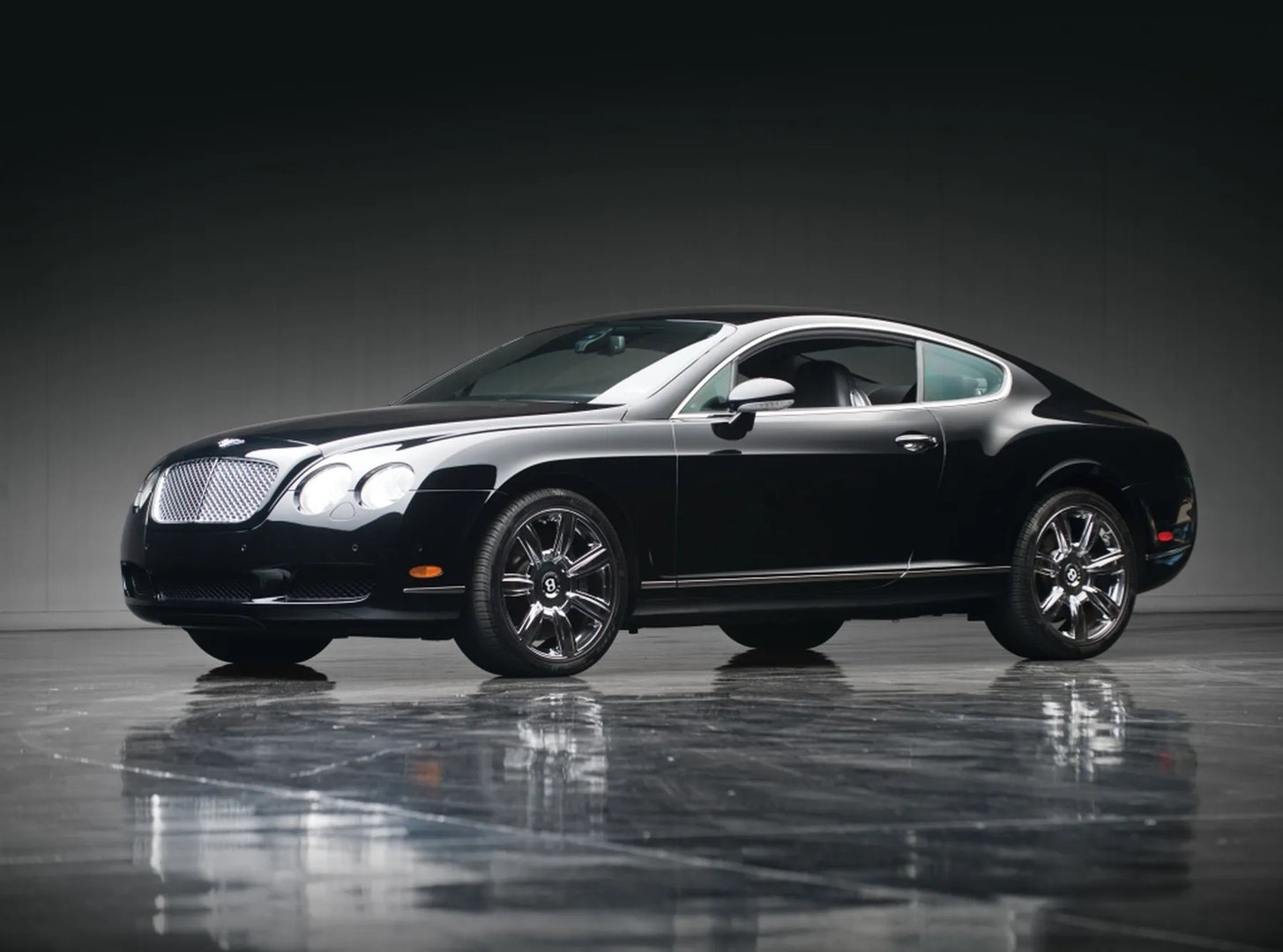 Bentley_Continental_GT_1_generation__Coupe__6.jpg