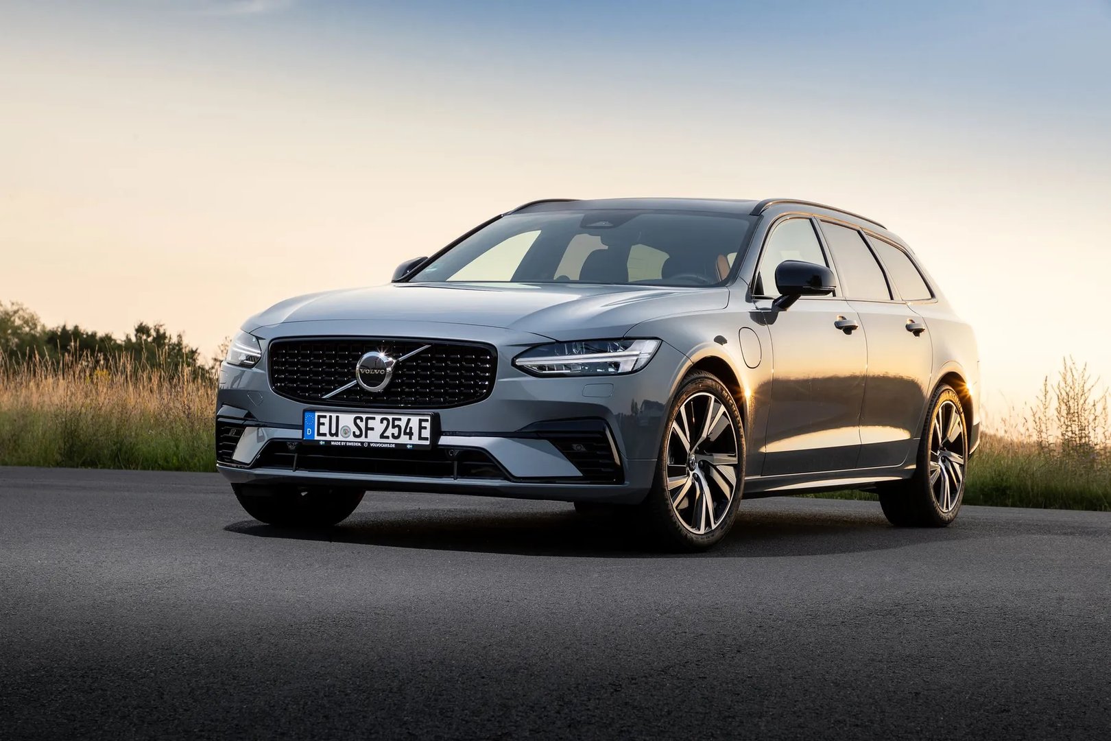 2 generation, restyling 1 