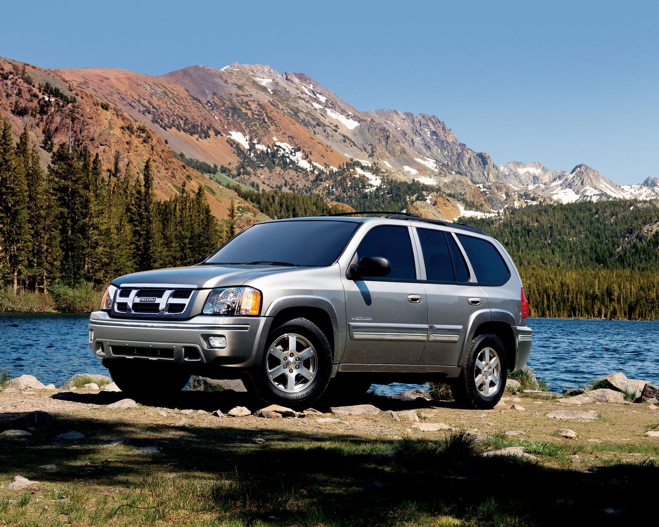 isuzu_Ascender_1_generation__SUV_5-doors__15.jpg