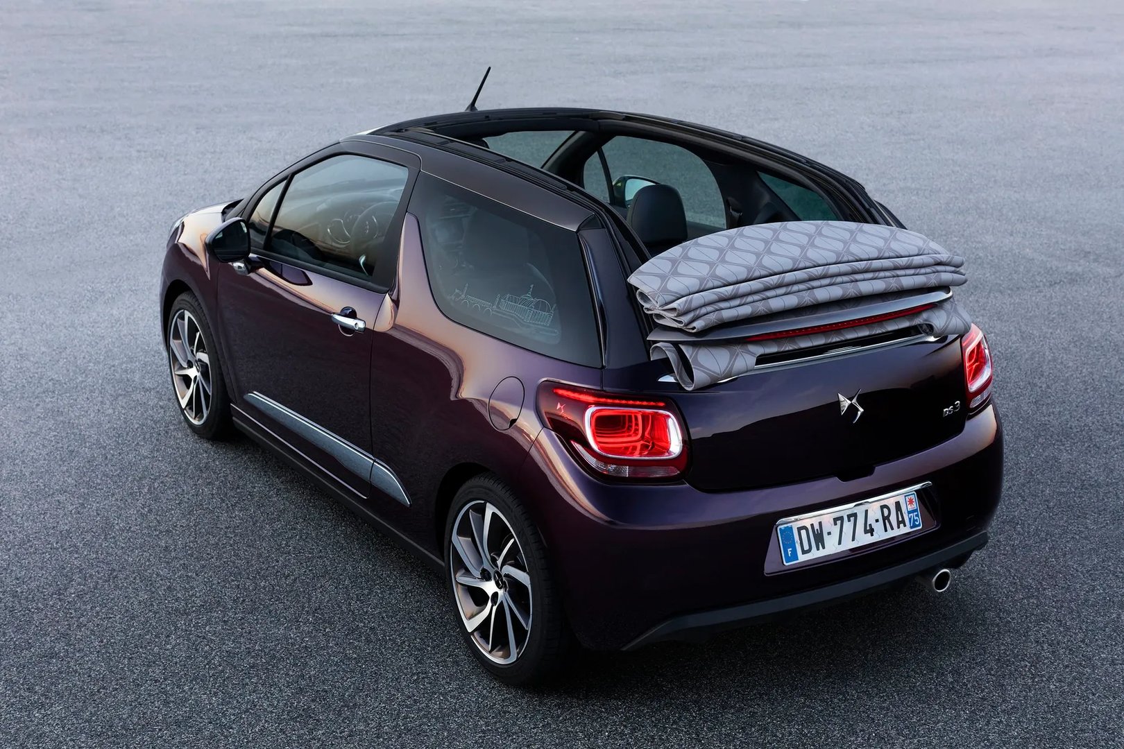 DS_3_1_generation_restyling__Cabrio__12.jpg