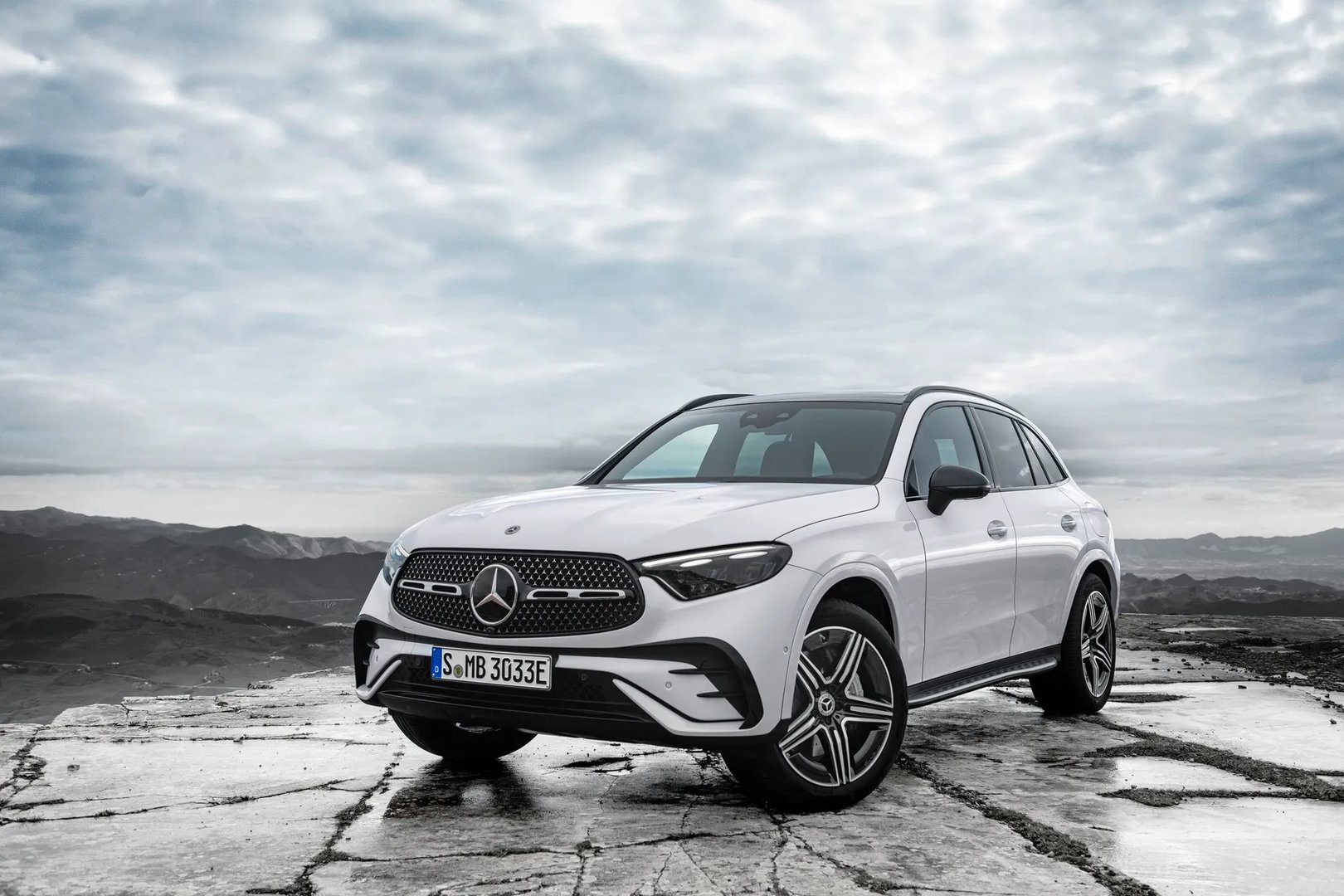 Mercedes_GLC_2_generation__SUV_5-doors__12.jpg