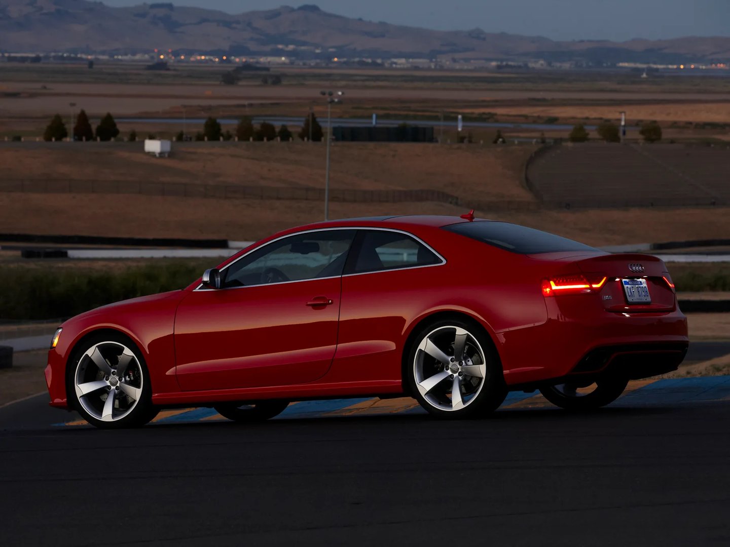 Audi_RS5_1_generation_restyling_1__Coupe__12.jpg