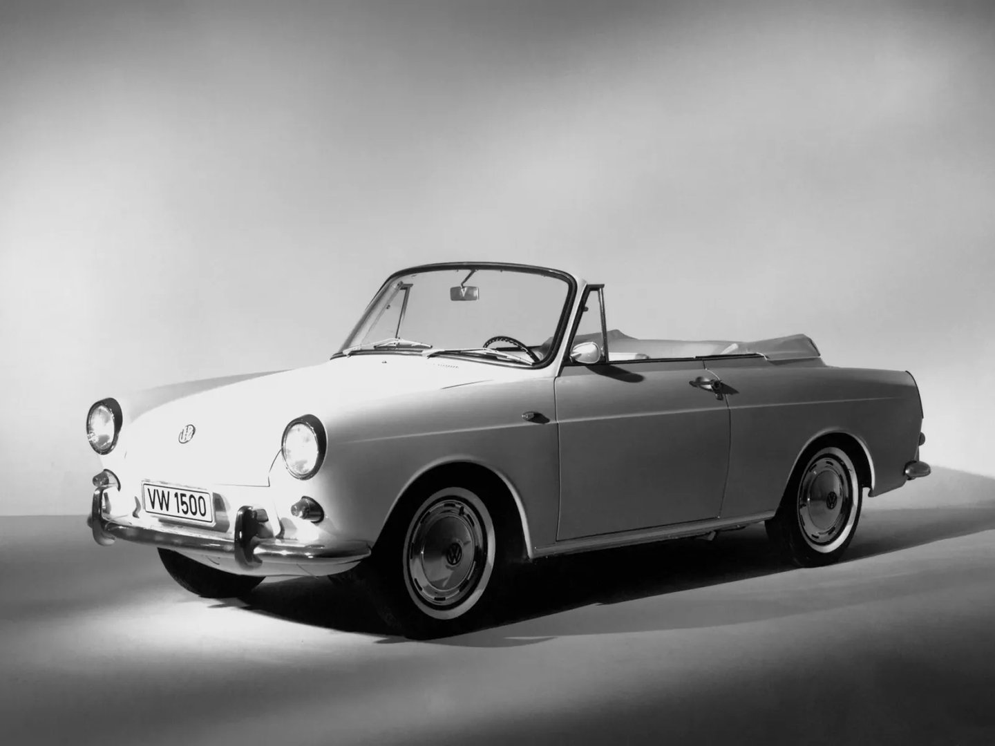 Volkswagen_Type_3_1_generation__Cabrio__4.jpg