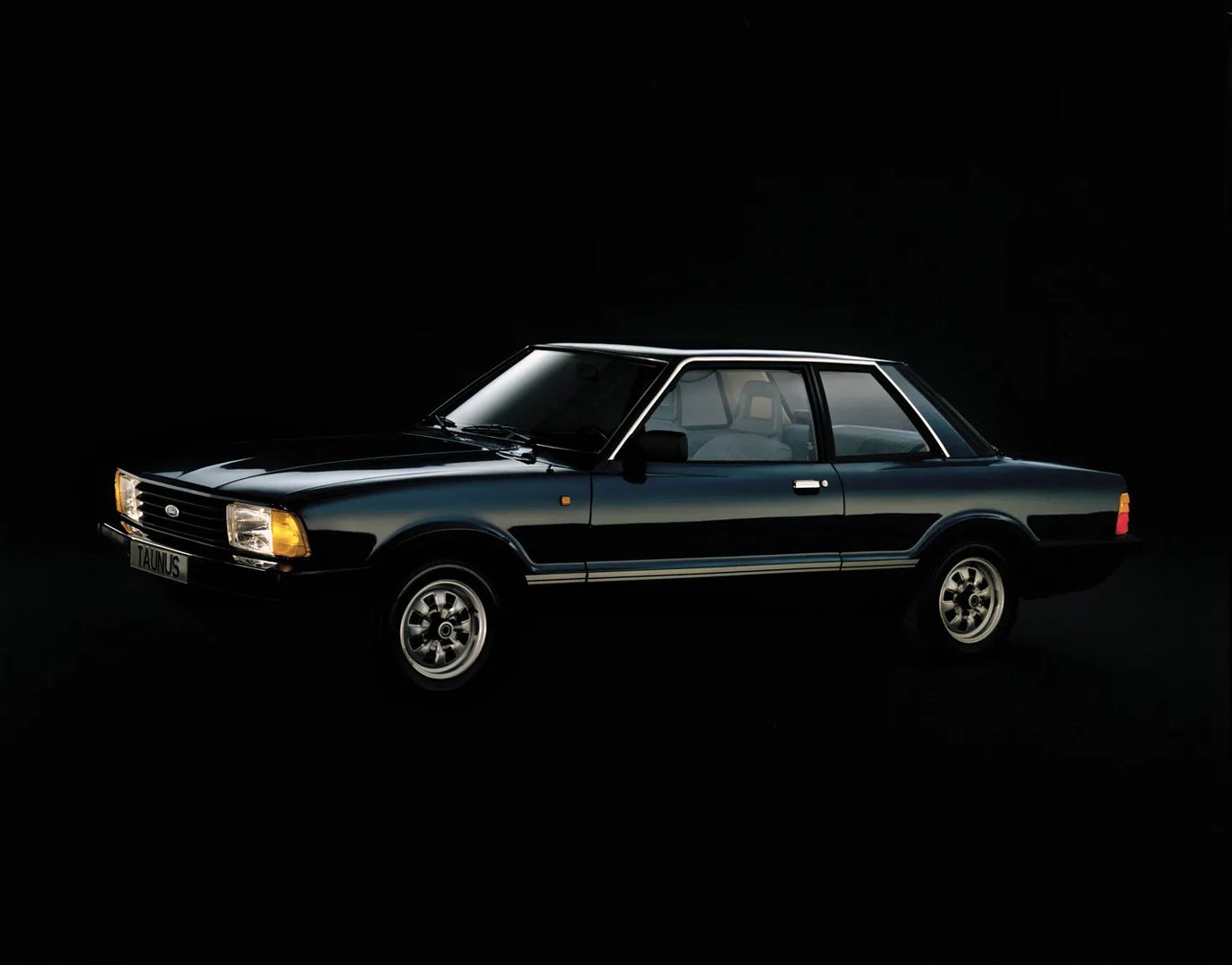 Ford_Taunus_4_generation__Sedan_2-doors__2.jpg