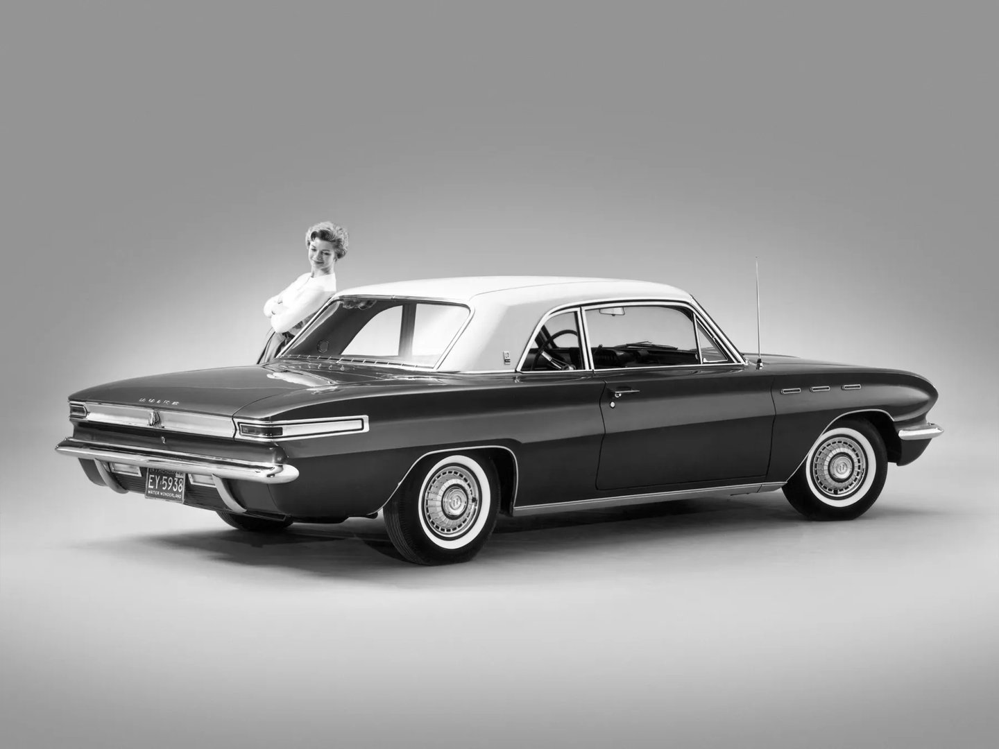 Buick_Skylark_2_generation__Coupe__4.jpg