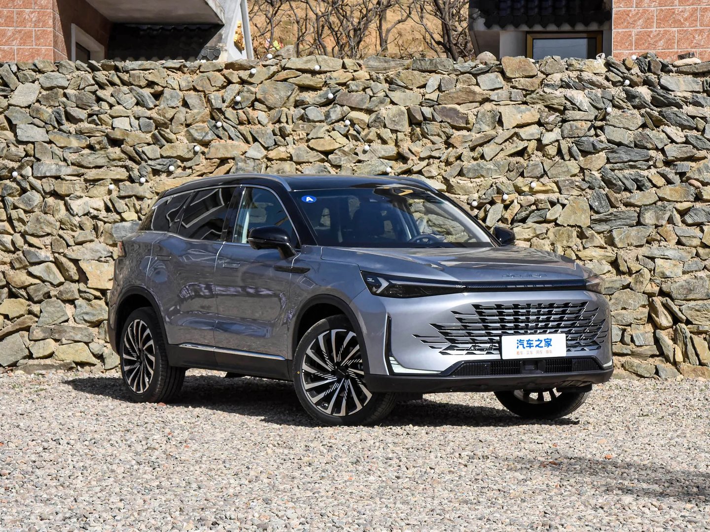BAIC X7 1 generation, restyling