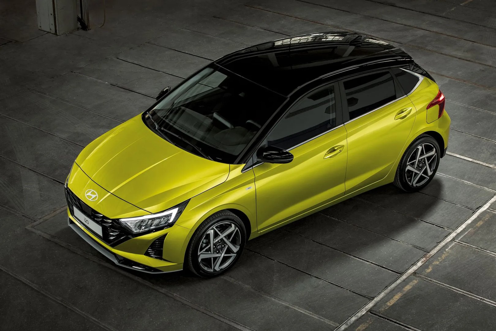 3 generation, restyling 