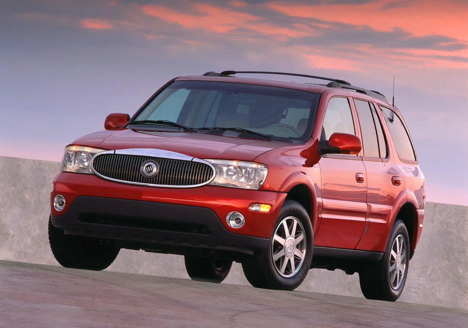 Buick_Rainer_1_generation__SUV_5-doors__8.jpg