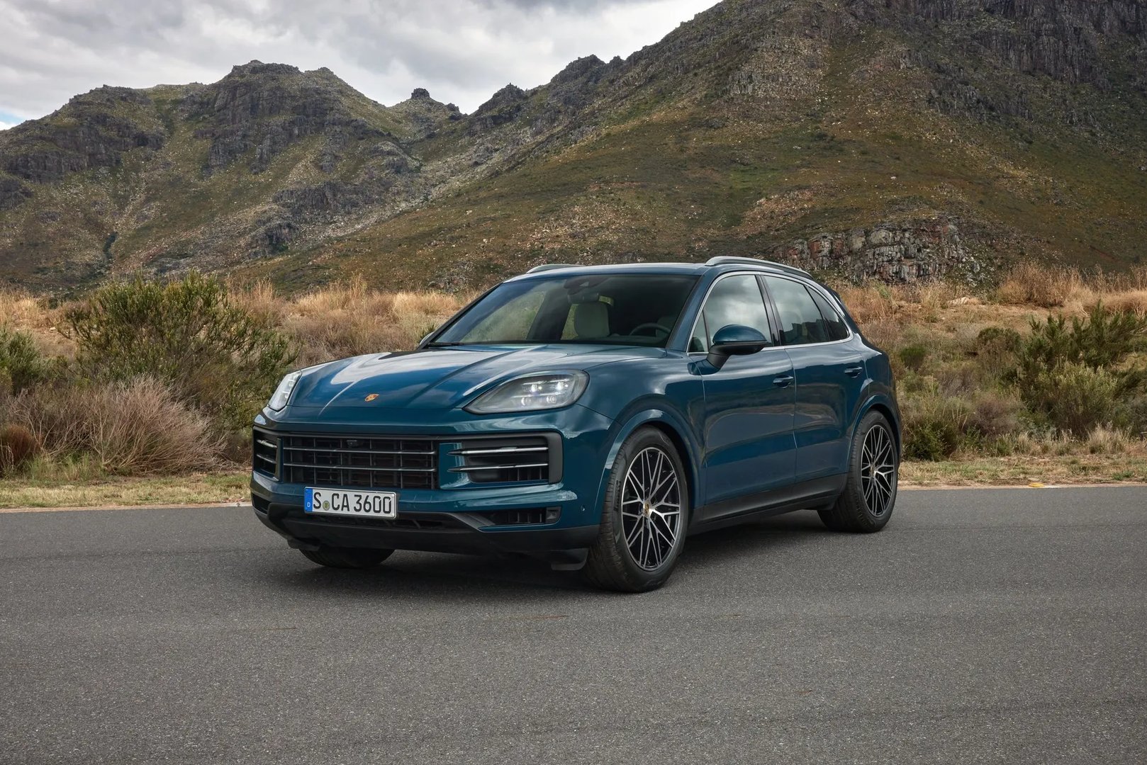 Porsche_Cayenne_3_generation_restyling__SUV_5-doors__3.jpg