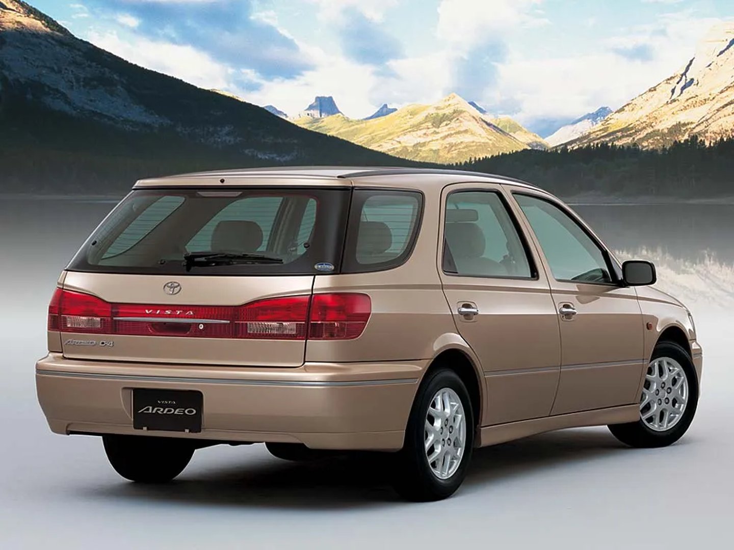 Toyota_Vista_5_generation__Estate_5-door__4.jpg