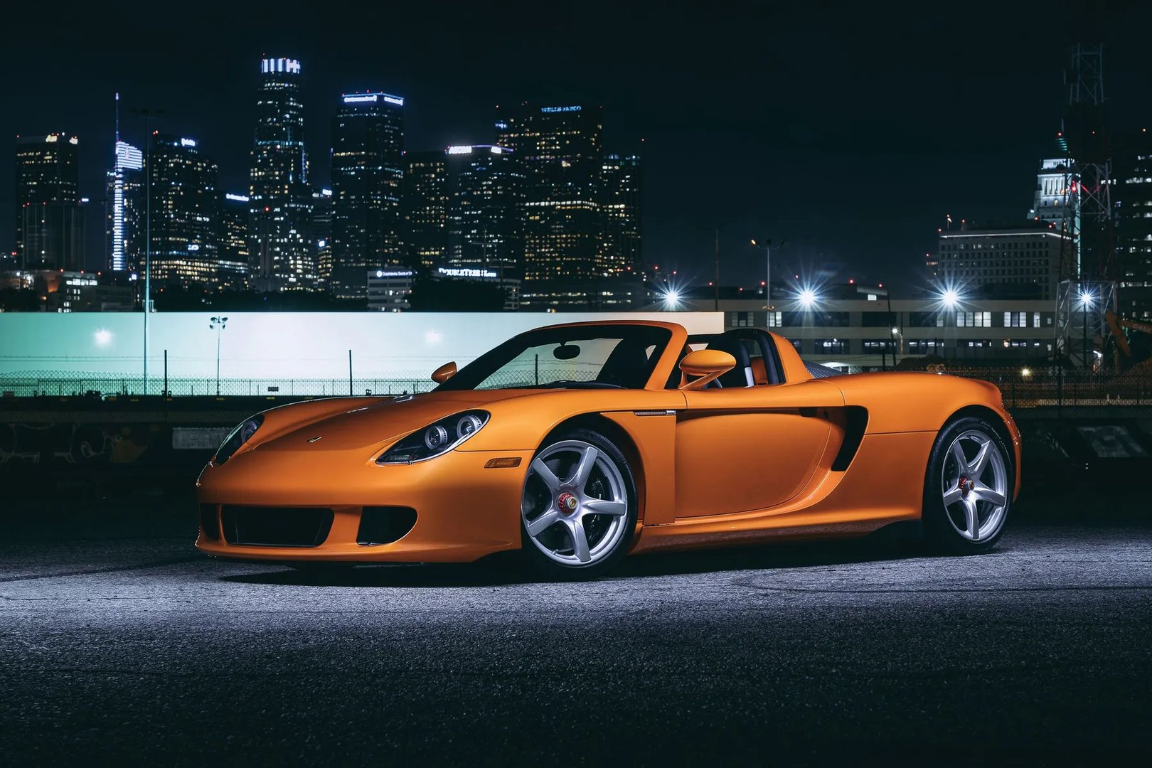 Porsche_Carrera_GT_1_generation__Targa__8.jpg