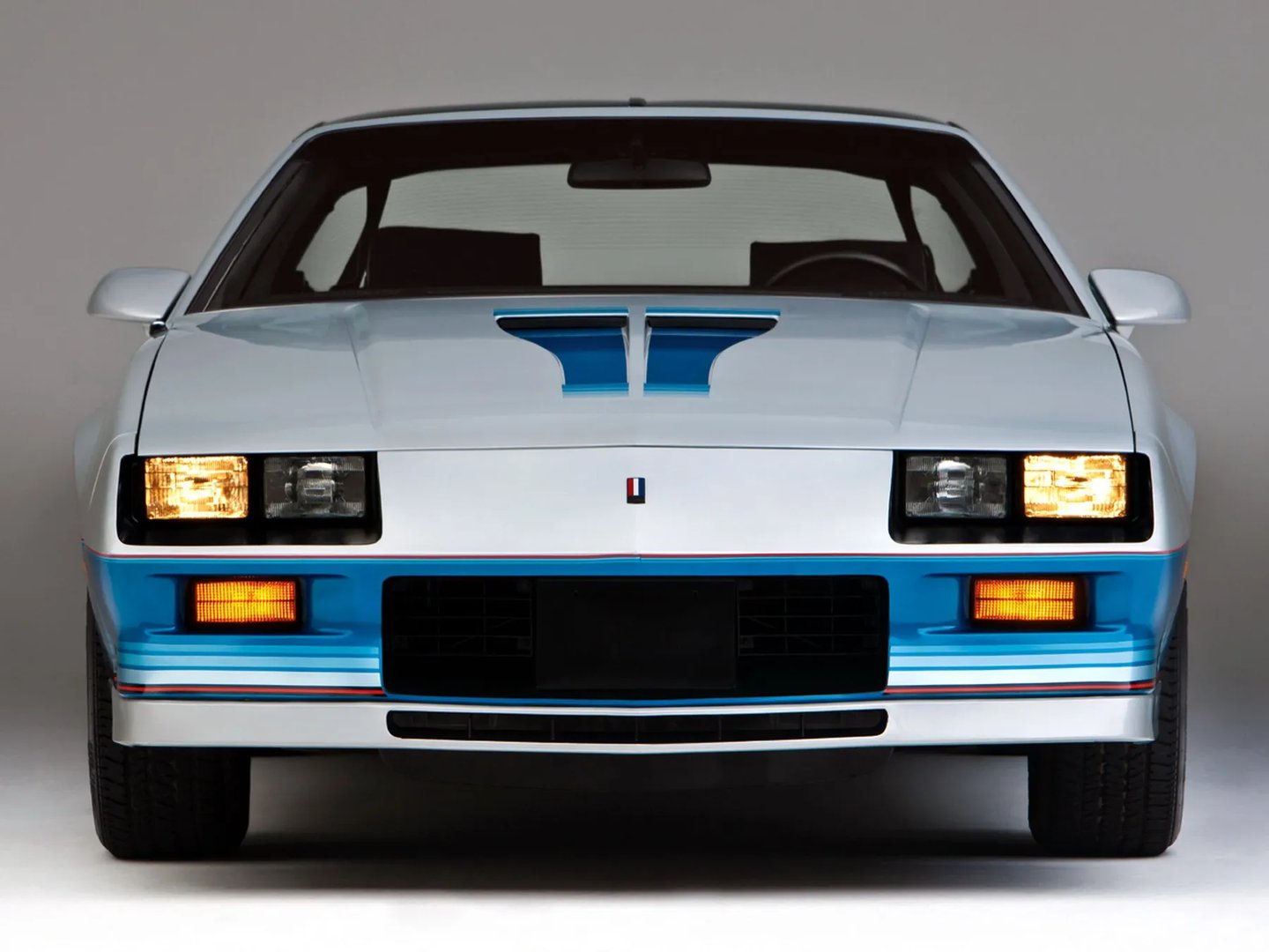 Chevrolet_Camaro_3_generation__Coupe__8.jpg