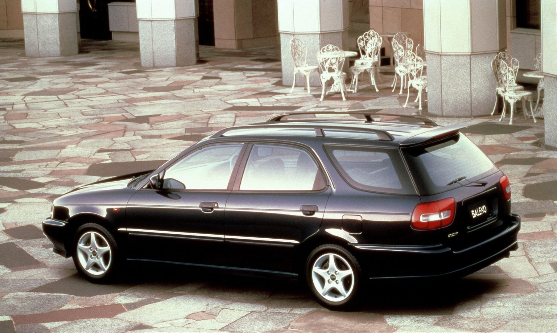 maruti_Baleno_1_generation__Estate_5-door__6.jpg