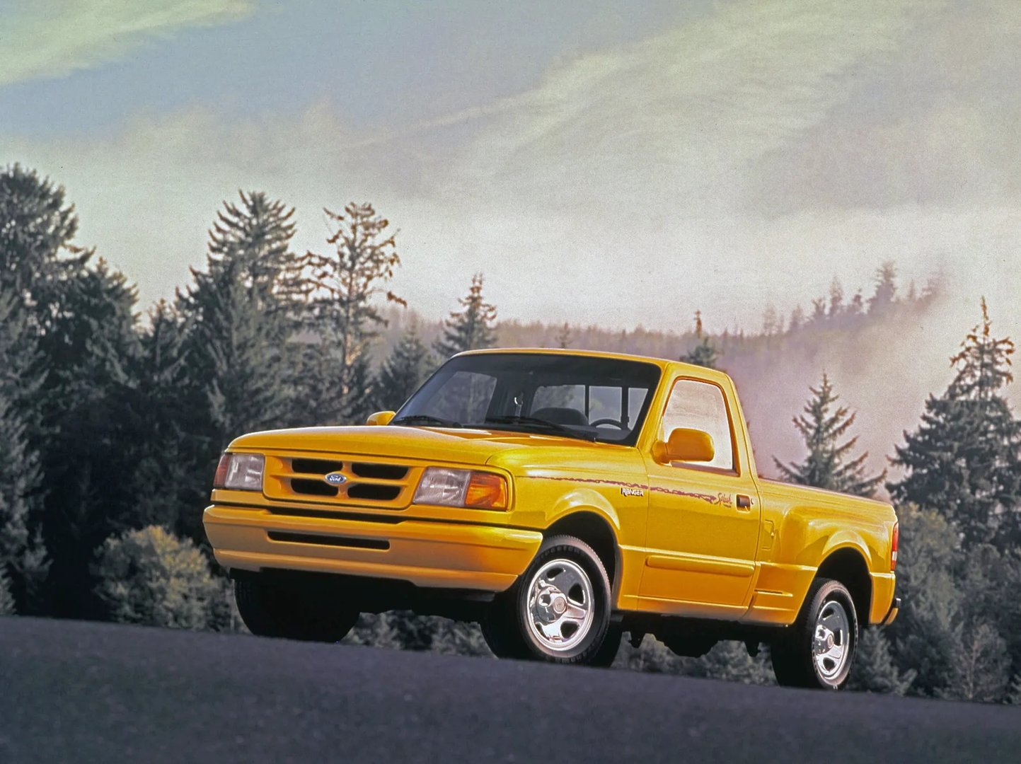 Ford_Ranger_(North_America)_2_generation__Pickup_single-cab__7.jpg