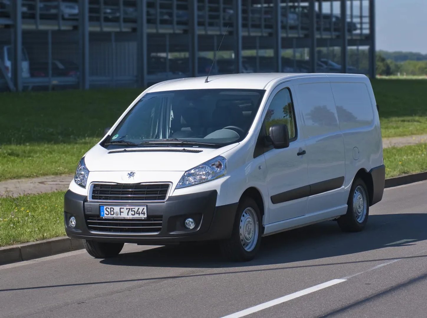 2 generation, restyling 